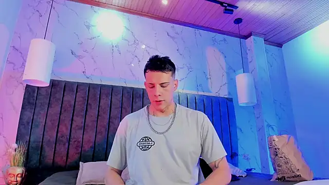 Dustin Sonne online show from December 19, 2025, 3:35 am