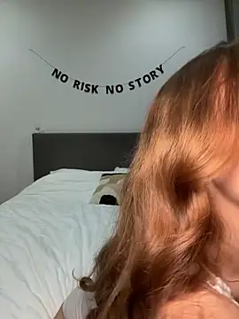 katexxxx online show from October 28, 2025, 6:21 pm