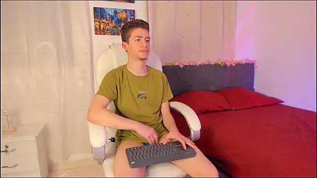 ThiagooJames online show from October 16, 2025, 3:51 am