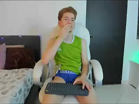 ThiagooJames online show from February 21, 2026, 7:42 am