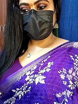 honey-flower online show from December 4, 2025, 5:21 pm