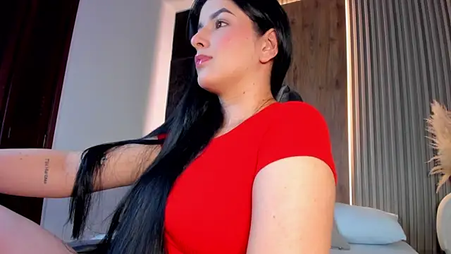 evelin lopezz online show from November 26, 2025, 2:01 am