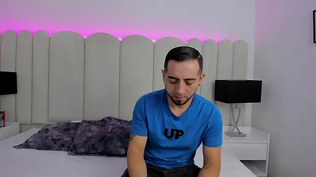 Lushian  online show from November 8, 2025, 9:57 pm