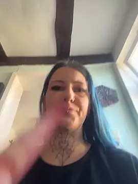 Seductively4 20 online show from February 15, 2026, 9:19 am