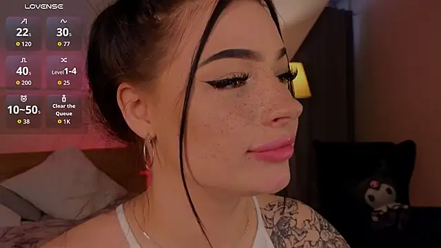 honey     bunny online show from April 11, 2026, 9:02 am