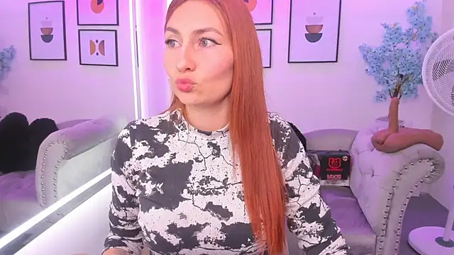 Alicia leclair online show from September 28, 2025, 11:48 am