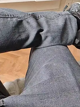 Snapshot of LeoMaduroSP chatting on September 23, 2025, 2:20 pm LeoMaduroSP online show from September 23, 2025, 2:20 pm