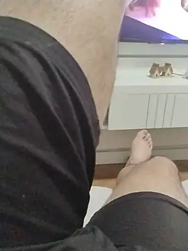 Snapshot of LeoMaduroSP chatting on October 3, 2025, 1:02 am LeoMaduroSP online show from October 3, 2025, 1:02 am