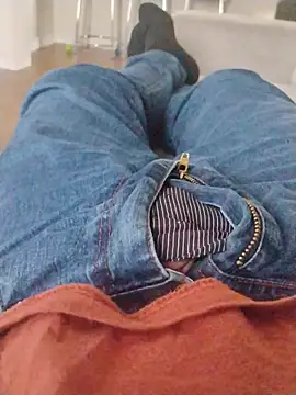 LeoMaduroSP online show from November 17, 2025, 8:47 pm