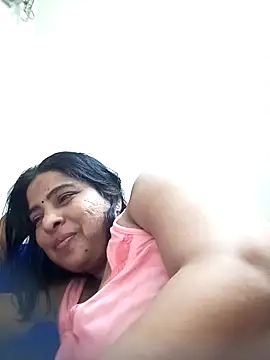 Snapshot of srimasrima chatting on February 3, 2026, 8:25 pm srimasrima online show from February 3, 2026, 8:25 pm