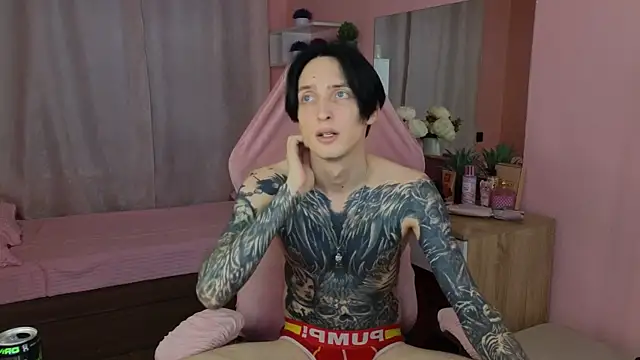 Martin Jin online show from December 3, 2025, 12:58 pm