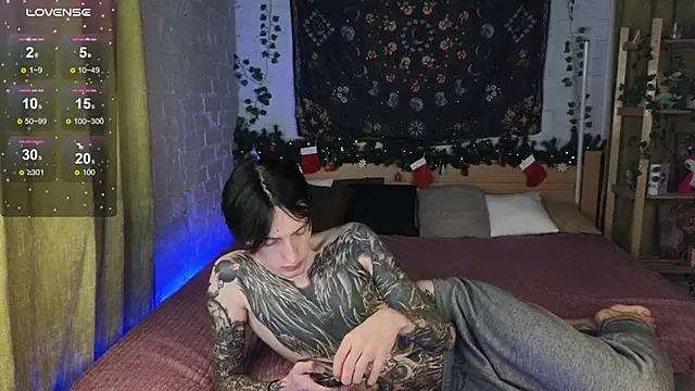 Martin Jin online show from December 17, 2025, 4:46 pm