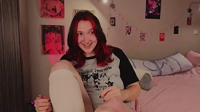 CrystalBlaze  online show from September 26, 2025, 9:52 pm