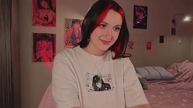 CrystalBlaze  online show from October 3, 2025, 8:17 pm