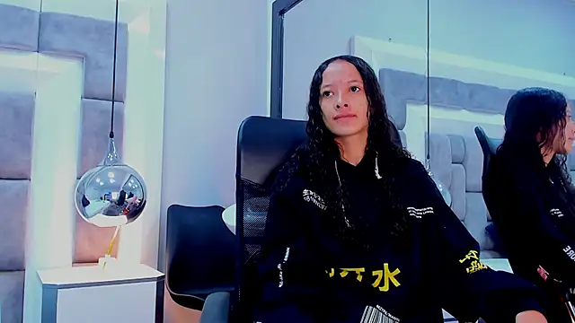 JuliettaBleer online show from September 28, 2025, 12:21 pm