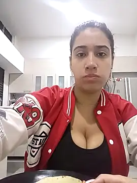 Samantha hotly online show from October 16, 2025, 10:49 am