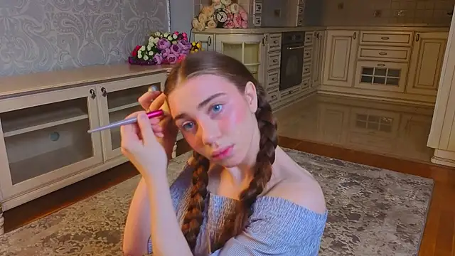 Snapshot of EadlinGillim chatting on September 13, 2025, 3:17 am EadlinGillim online show from September 13, 2025, 3:17 am