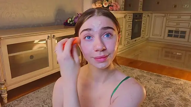 Snapshot of EadlinGillim chatting on October 7, 2025, 3:04 am EadlinGillim online show from October 7, 2025, 3:04 am