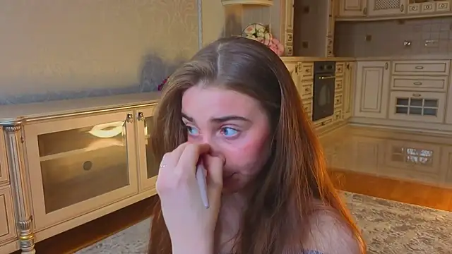 Snapshot of EadlinGillim chatting on October 15, 2025, 3:06 am EadlinGillim online show from October 15, 2025, 3:06 am