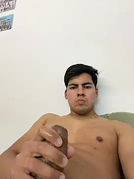 BonnieOctonary online show from April 16, 2026, 3:46 pm