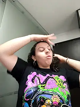 catleya noire online show from September 11, 2025, 5:13 pm