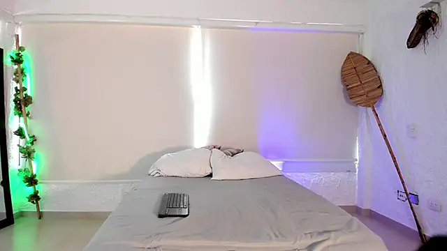 catleya noire online show from October 11, 2025, 8:07 pm