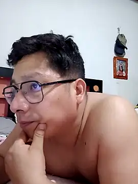 Snapshot of Napoleon246 chatting on November 8, 2025, 1:06 am Napoleon246 online show from November 8, 2025, 1:06 am