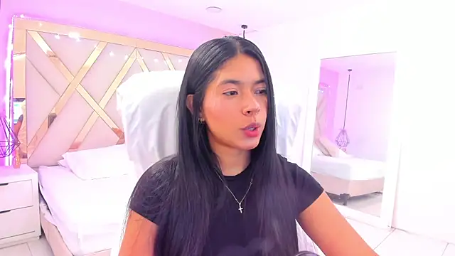 samantaa shy online show from April 13, 2026, 3:12 am