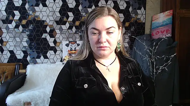 Snapshot of NikaSkylink chatting on February 26, 2026, 5:17 am NikaSkylink online show from February 26, 2026, 5:17 am