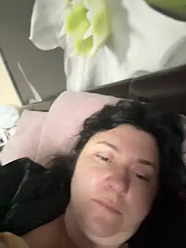 Liza Will online show from February 3, 2026, 6:51 am