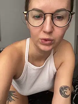 ElizabetBlack online show from December 20, 2025, 6:53 am