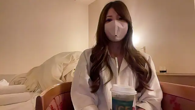 p-nyan4 online show from December 4, 2025, 7:33 pm