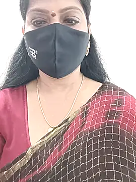 shivani27 online show from October 1, 2025, 4:13 pm