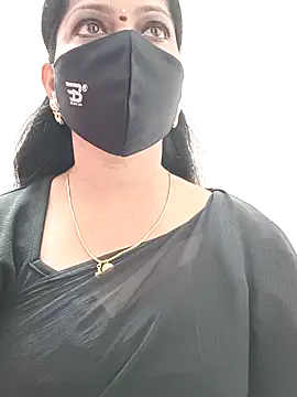 shivani27 online show from October 9, 2025, 7:39 am