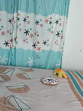 AntonelaMorriz online show from November 12, 2025, 8:04 am