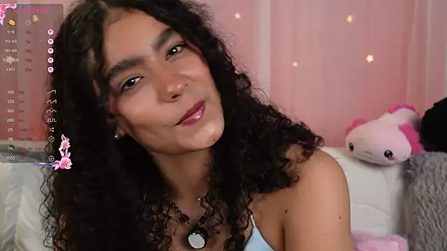 Snapshot of Victoria_Curly chatting on October 20, 2025, 3:40 am Victoria Curly online show from October 20, 2025, 3:40 am