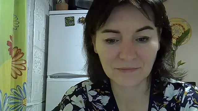 Krystal 82 online show from November 15, 2025, 5:49 am