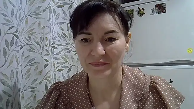 Krystal 82 online show from January 16, 2026, 2:43 pm