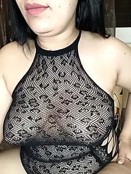 Snapshot of Fatina-arabic chatting on June 17, 2026, 2:07 pm Fatina-arabic online show from June 17, 2026, 2:07 pm