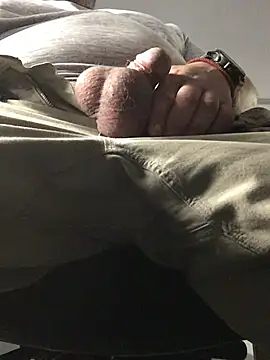 Snapshot of Malesub-84 chatting on May 19, 2026, 2:34 pm Malesub-84 online show from May 19, 2026, 2:34 pm