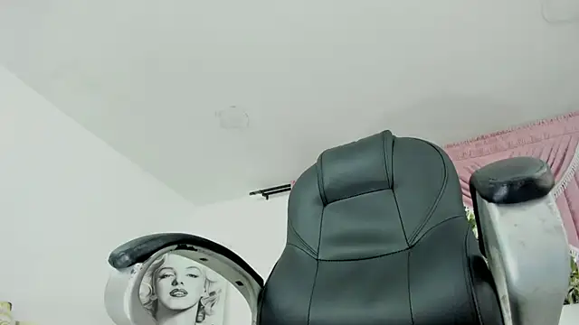 Dereck Boy8 online show from September 26, 2025, 8:13 pm