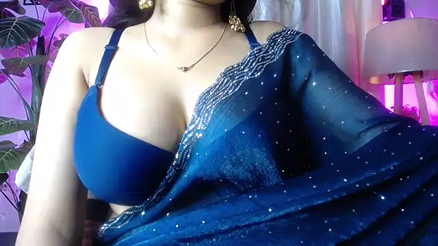Snapshot of kiara_1122 chatting on July 24, 2026, 11:14 pm kiara 1122 online show from July 24, 2026, 11:14 pm