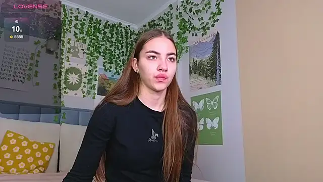 Ashley Pierce online show from October 11, 2025, 4:12 am