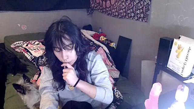 London Ray online show from February 21, 2026, 8:10 pm