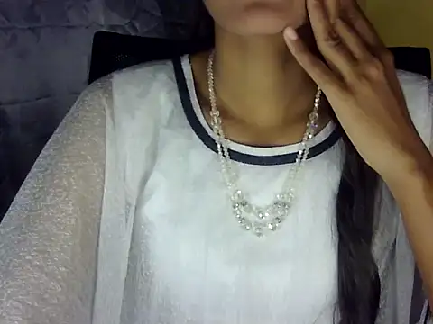 zara Khan0 online show from October 7, 2025, 3:09 pm