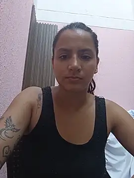Snapshot of JackAndRosse_ chatting on June 20, 2026, 1:03 pm JackAndRosse online show from June 20, 2026, 1:03 pm