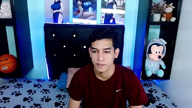 x oliver x online show from November 3, 2025, 4:36 am