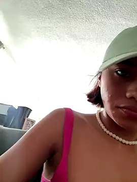 Nia Desire online show from November 20, 2025, 9:03 pm