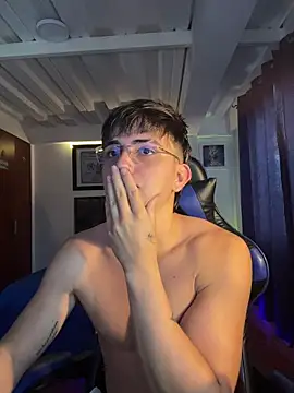 Snapshot of Justin_trevor1 chatting on October 22, 2025, 11:21 am Justin trevor1 online show from October 22, 2025, 11:21 am