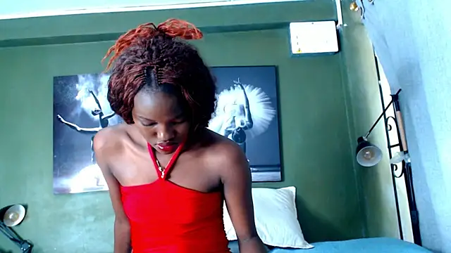 Evaa 18 online show from October 8, 2025, 6:16 pm